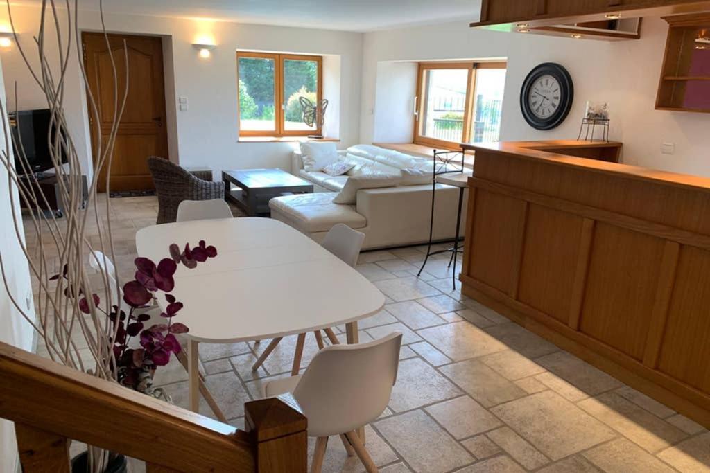 Domaine Des Pierres D Auvergne Flat Экстерьер фото